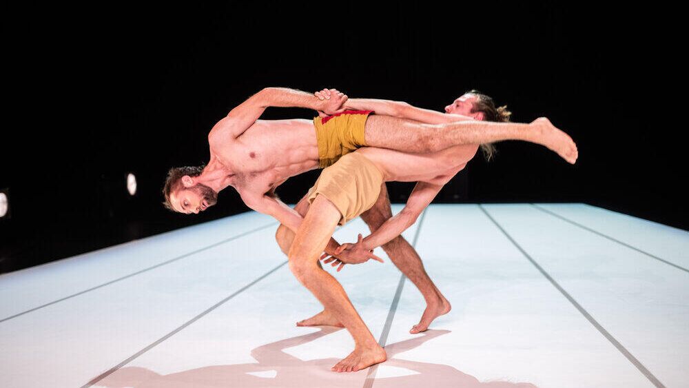 Met de Young Creatives naar een cross-over tussen circus en danstheater